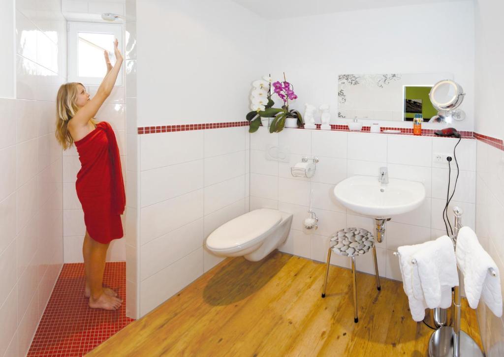 Wein-Traeume Hotel Thuengersheim Bilik gambar