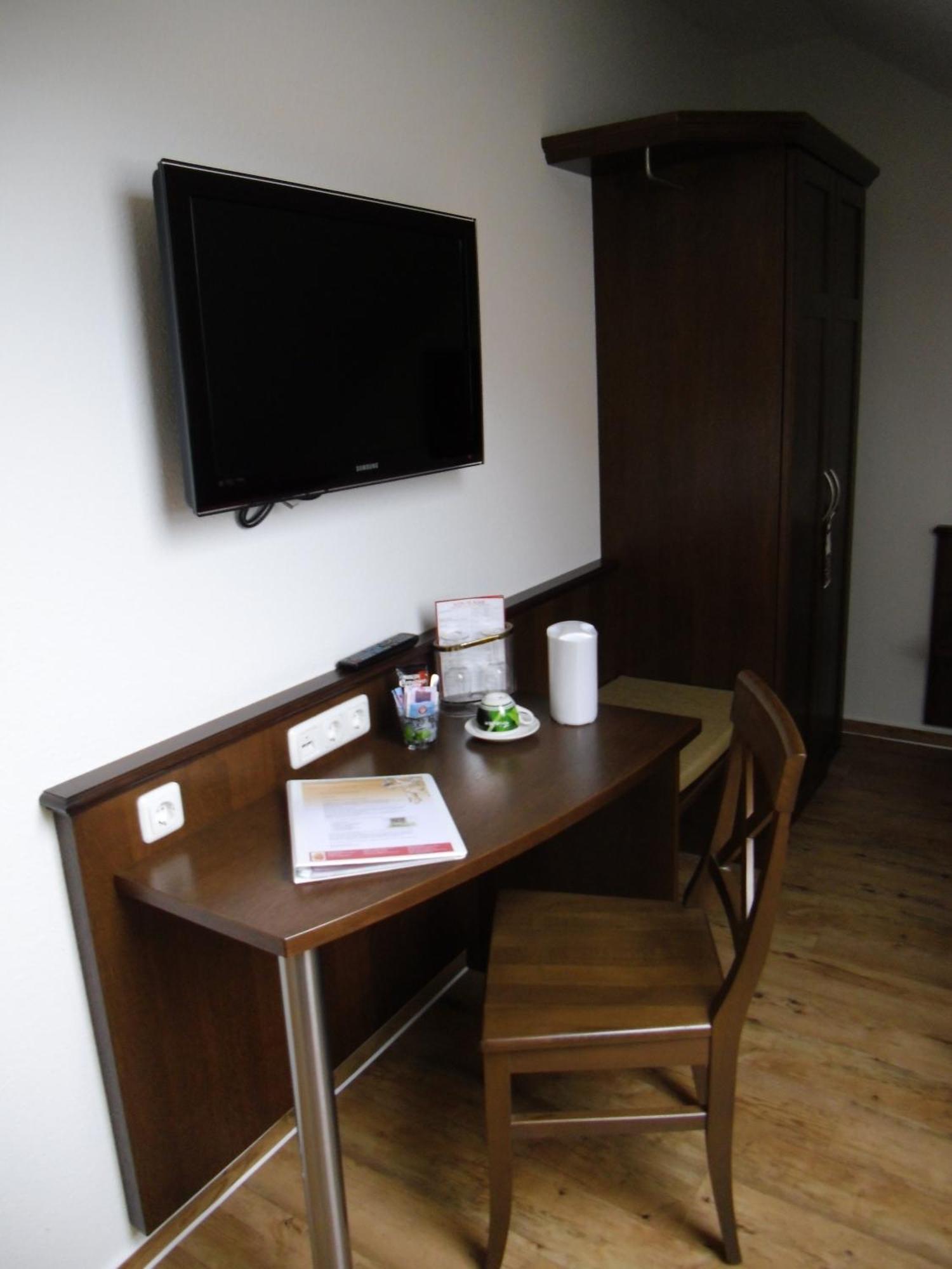 Wein-Traeume Hotel Thuengersheim Luaran gambar