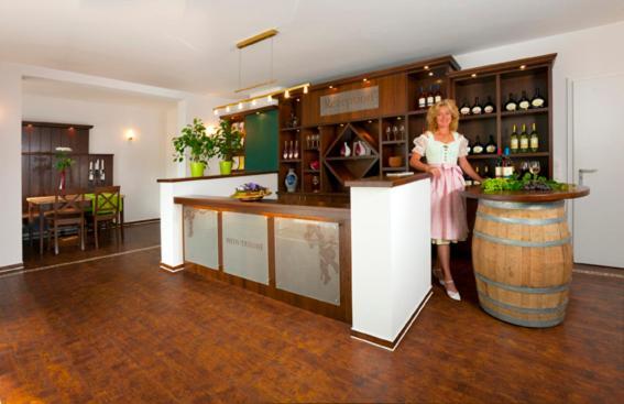 Wein-Traeume Hotel Thuengersheim Luaran gambar