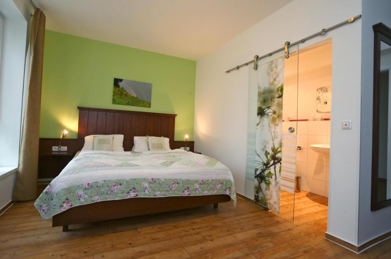 Wein-Traeume Hotel Thuengersheim Luaran gambar