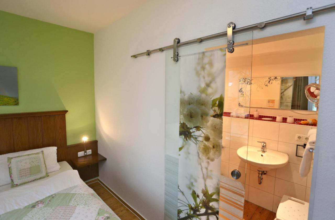 Wein-Traeume Hotel Thuengersheim Luaran gambar